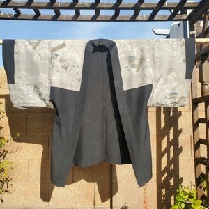 VINTAGE JAPANESE HANDSTITCHED TRADITIONAL SILK KIMONO